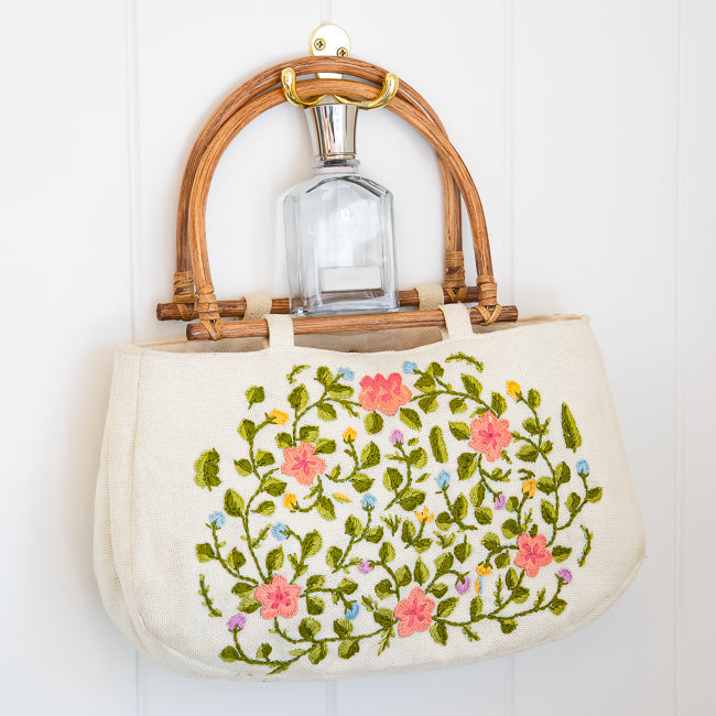Back to Routine with Lili Bermuda