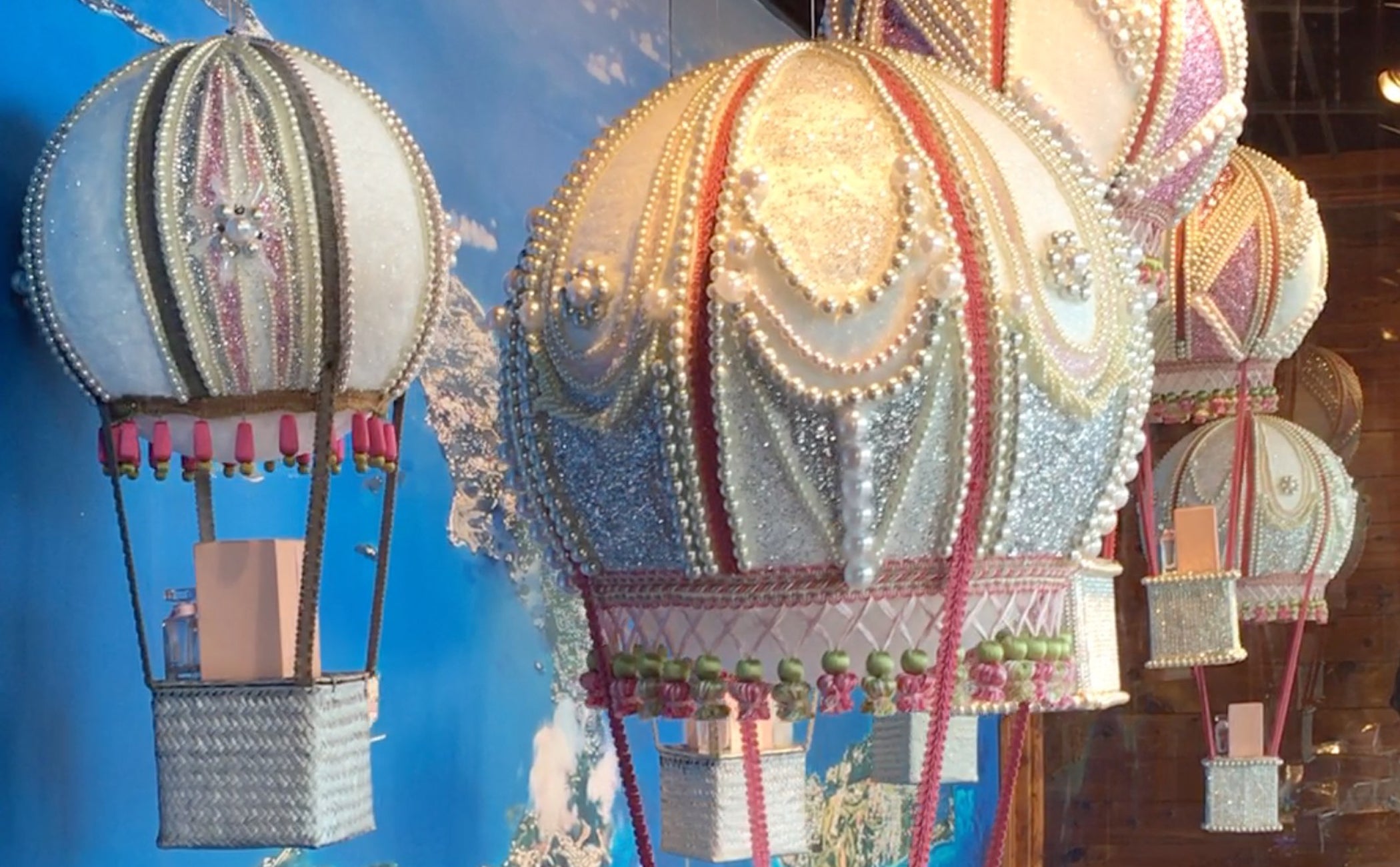 Hot Air Balloon Christmas Window